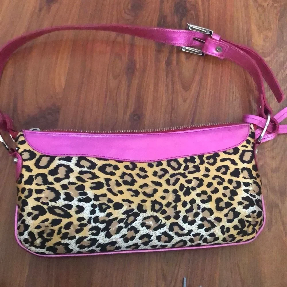 Carmen Steffens Y2K Leopard with pink trim handbag ￼ - Picture 4 of 7